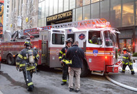 Cháy chung cư ở New York