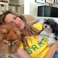 [ẢNH] Dàn thiên thần nội y đăng ảnh cổ vũ tinh thần cho đội tuyển Brazil