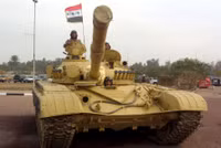 [ẢNH] Phiến quân đánh rát, lính Syria bỏ cả chiến tăng T-72 để tháo chạy