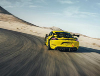 [ẢNH] Mãn nhãn với đẳng cấp xe đua Porsche 718 Cayman GT4 Clubsport