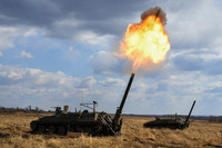 [ẢNH] Nga diễn tập với siêu cối có thể bắn đạn hạt nhân