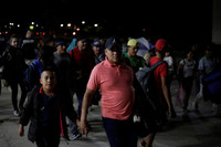 [ẢNH] Hành trình gian khổ của đoàn người di cư Honduras đang đổ về biên giới với Mỹ