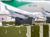 [ẢNH] Không quân Ukraine nhận loạt trang bị 