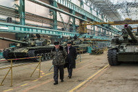 [ẢNH] Ukraine phục hồi số lượng lớn chiến xa chủ lực từ 