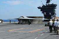 [ẢNH] Chưa kịp vào biên chế, Mỹ bàng hoàng khi 'bóng ma hải quân' X-47B đã bị Trung Quốc làm nhái