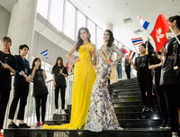 Huyền My diện đầm xẻ đùi quyến rũ, nổi bật giữa dàn thí sinh Miss Grand