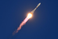 Nga mất liên lạc với vệ tinh vừa phóng