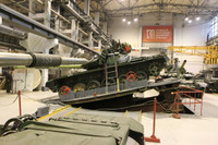 [ẢNH] Lộ diện robot chiến trường cỡ lớn trên khung gầm T-72B3 của Nga