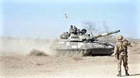 [ẢNH] Đáng sợ với chiến đoàn 320 xe tăng T-80UD của Pakistan
