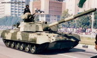 [ẢNH] Đáng sợ với chiến đoàn 320 xe tăng T-80UD của Pakistan