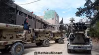 [ẢNH] Quân đội Syria đánh phá ác liệt Bắc Lattakia bằng rocket tự chế Golan