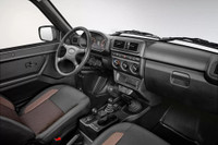 [ẢNH] Ôtô Nga - những mẫu xe vang bóng một thời (phần 1)