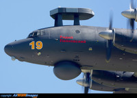 [ẢNH] Máy bay săn ngầm Nga vừa bị 