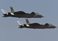 [ẢNH] Giật mình J-20 Trung Quốc mạnh hơn Su-57, hồi chuông cảnh tỉnh cho Nga?