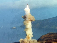 [ẢNH] Mỹ thử siêu tên lửa hạt nhân không thể đánh chặn để 'nắn gân