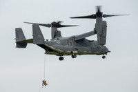 [ẢNH] Vì sao đặc nhiệm Mỹ tại Nhật Bản bất ngờ tập trận nhảy dù