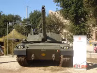 Không phải T-90 hay Leopard, đây mới là xe tăng 