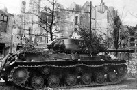 [ẢNH] Chiến tăng IS-2 đang được Nga phục hồi nguy hiểm cỡ nào?