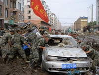 Những khoảnh khắc thảm họa thiên nhiên đáng sợ nhất thế giới năm 2017 (1)