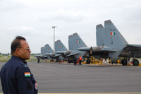 [ẢNH] Ấn Độ xây hơn 100 nhà chứa máy bay sát biên giới Pakistan, sẵn sàng đánh lớn?