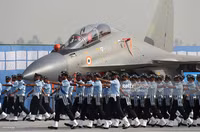 [ẢNH] Ấn Độ xây hơn 100 nhà chứa máy bay sát biên giới Pakistan, sẵn sàng đánh lớn?