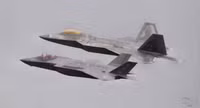 [ẢNH] Vì sao Mỹ lại che giấu kết quả đối kháng giữa F-22 và F-35?