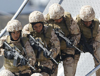 Cận cảnh những nữ quân nhân xinh đẹp và rắn rỏi các nước trên thế giới