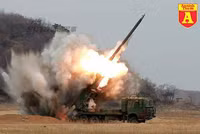 [ẢNH] Mặc các nước phát triển tên lửa, vì sao Triều Tiên vẫn chú trọng pháo binh?