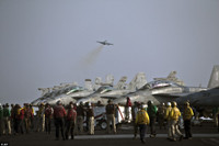 [ẢNH] Uy lực kinh hoàng của hàng không mẫu hạm Mỹ