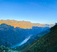 Hành trình Caravan kỷ lục khám phá vẻ đẹp vùng đất địa đầu tổ quốc