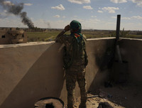 [Ảnh] Cận cảnh giao tranh dữ dội tại thành trì cuối cùng của IS ở Syria