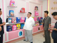 [Ảnh] Cận cảnh những chuyến thị sát cơ sở doanh nghiệp của ông Kim Jong-un