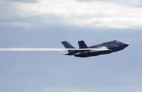 [ẢNH] F-35 Mỹ tấn công quân đội Syria trước sự bất lực của S-400 Nga