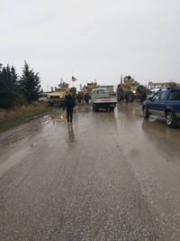 [ẢNH] Nga dùng xe tăng để mở đường nếu Mỹ tiếp tục chặn đoàn tuần tra?