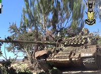 [ẢNH] Phận bi tráng của chiến tăng T-55MV Syria trên cánh đồng chết Idlib