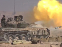 [ẢNH] Phận bi tráng của chiến tăng T-55MV Syria trên cánh đồng chết Idlib