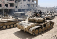 [ẢNH] Phận bi tráng của chiến tăng T-55MV Syria trên cánh đồng chết Idlib