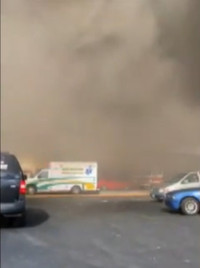 Hàng chục người thương vong trong vụ cháy nổ tại nhà máy mỹ phẩm ở New York