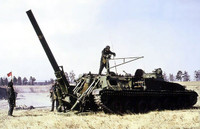 [ẢNH] Pháo binh Nga bất ngờ khai hỏa dữ dội loại cối có thể bắn đạn hạt nhân