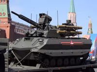 [ẢNH] Được tái triển khai, robot 'tử thần' Uran-9 Nga sẽ phô diễn bản năng sát thủ