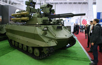 [ẢNH] Được tái triển khai, robot 'tử thần' Uran-9 Nga sẽ phô diễn bản năng sát thủ