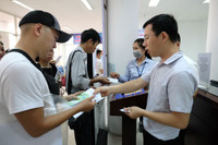 Hàng nghìn người dân được trợ cấp thất nghiệp do dịch Covid-19