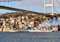 Nga điều cặp chiến hạm 40 năm tuổi chặn nhóm tác chiến tàu sân bay Mỹ: Trứng chọi đá?