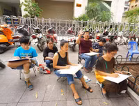 Hà Nội dịu dàng, thương nhớ trong tác phẩm ký họa