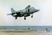 [ẢNH] Nhìn lại vụ tiêm kích hạm siêu độc đáo của Liên Xô rơi ngoài khơi Việt Nam