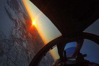 [ẢNH] Phòng không Mỹ bất lực trước siêu tên lửa Kinzhal có vận tốc 12.000km/h, cuộc chơi đã nghiêng về phía Nga