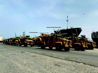 [ẢNH] Đồng minh cấp tốc viện trợ cho LNA vũ khí 