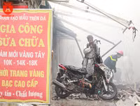 Cận cảnh hiện trường vụ cháy chợ Quang, xã Thanh Liệt, huyện Thanh Trì