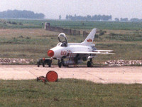 [ẢNH] Vì sao không quân Trung Quốc vẫn phải sử dụng ''quan tày bay'' J-7?