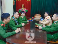 [ẢNH] Tận mắt chứng kiến 'bí quyết' giữ gìn an ninh trật tự của CAQ Hai Bà Trưng